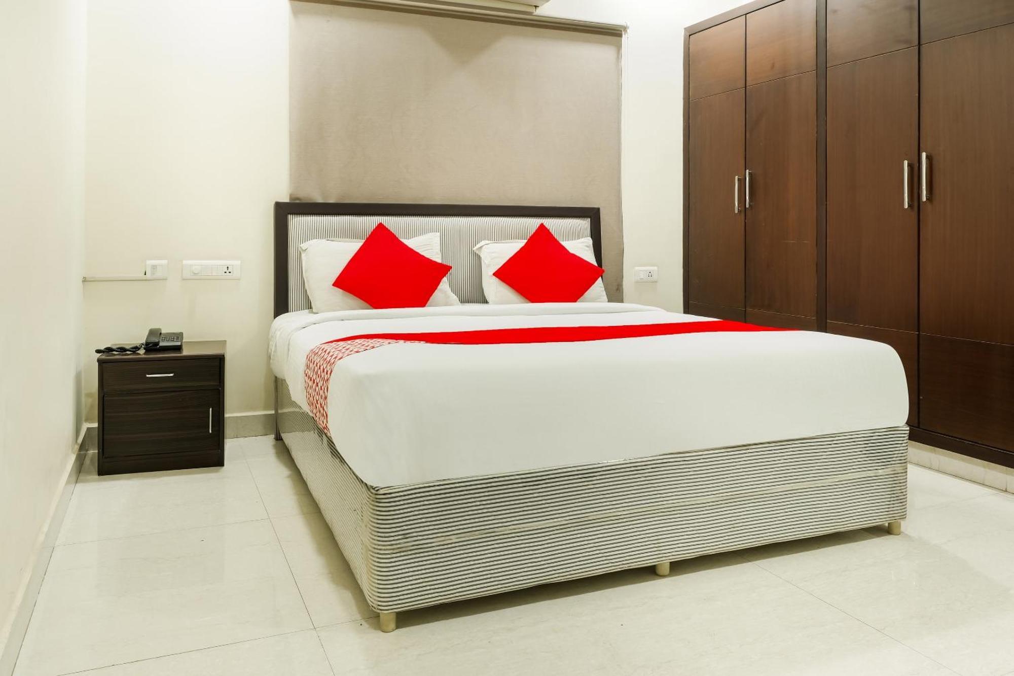 Hotel O Karthikeya Pride Vijayawāda Exterior foto