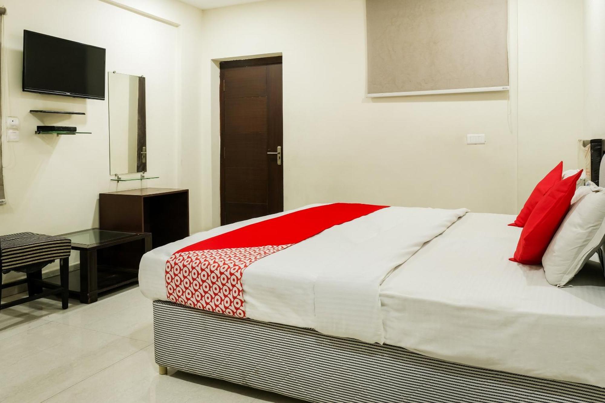 Hotel O Karthikeya Pride Vijayawāda Exterior foto